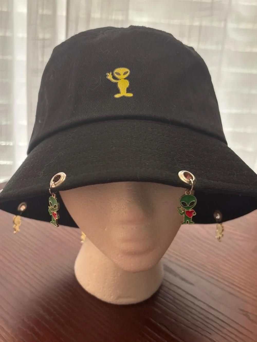 Black Bucket Hat with Green Alien Charms